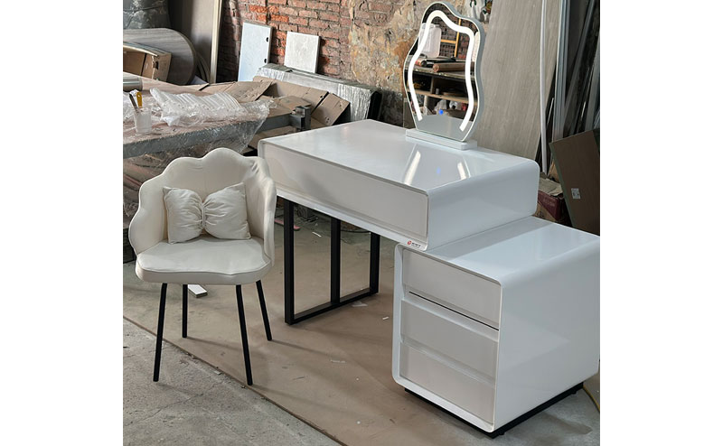 Bàn trang điểm hiện đại 4